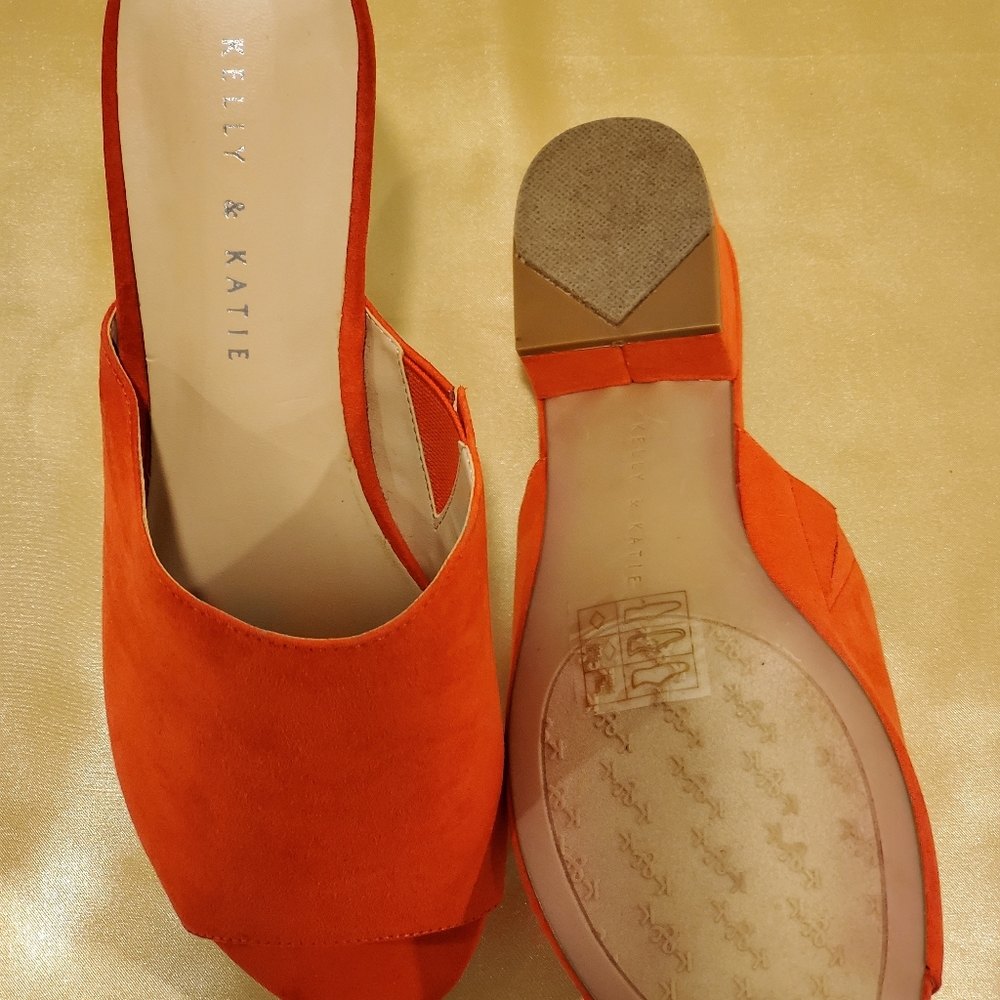 Shoes - Picture 5 of 5